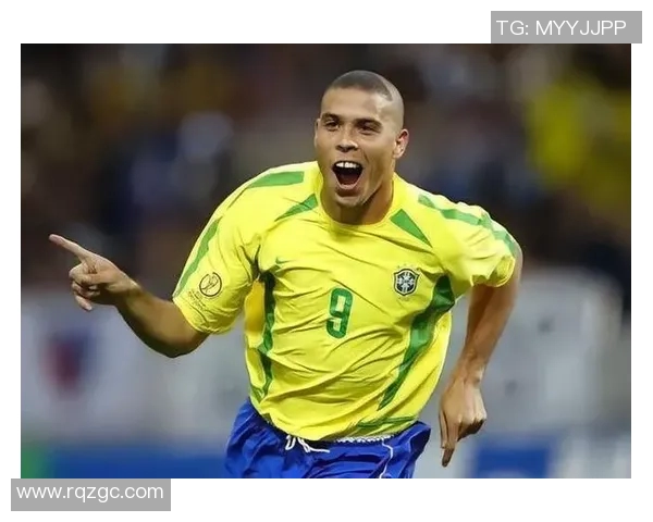 足球史上最燃球星的传奇瞬间与不朽荣耀分析 足球史上最燃球星的传奇瞬间与不朽荣耀分析