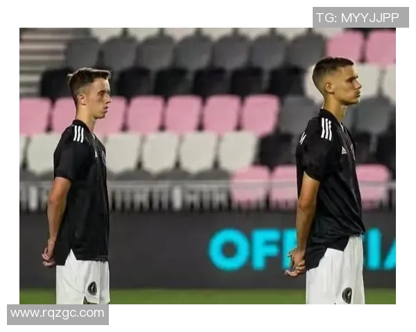 足球球星儿子首次进入更衣室感受父亲荣耀时刻引发热议